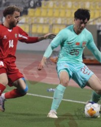 开云棋牌-贾非凡：防守方面进步最大 战日本思想统一最重要