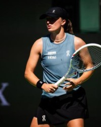 开云棋牌-斯瓦泰克横扫穆霍娃，连续五年进印第安维尔斯八强